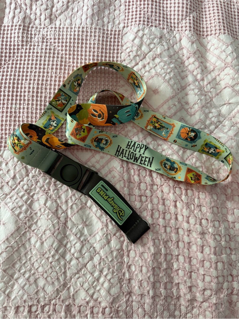 Disney Halloween Kids Lanyard - Mint Green, Orange & Black
